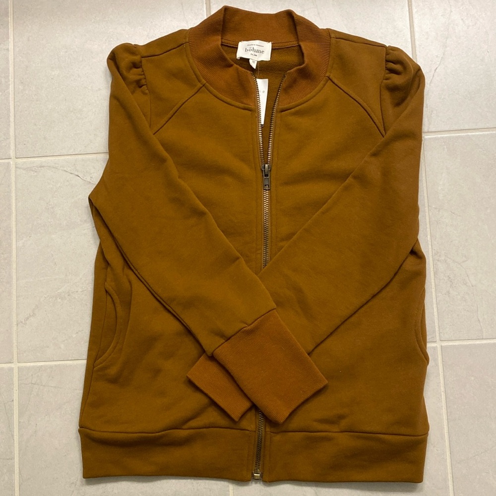 Böhme puff shoulder bomber